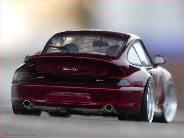 1:18 Porsche 911 (993) turbo 1997 UT-Model / Red Edition inkl.OVP